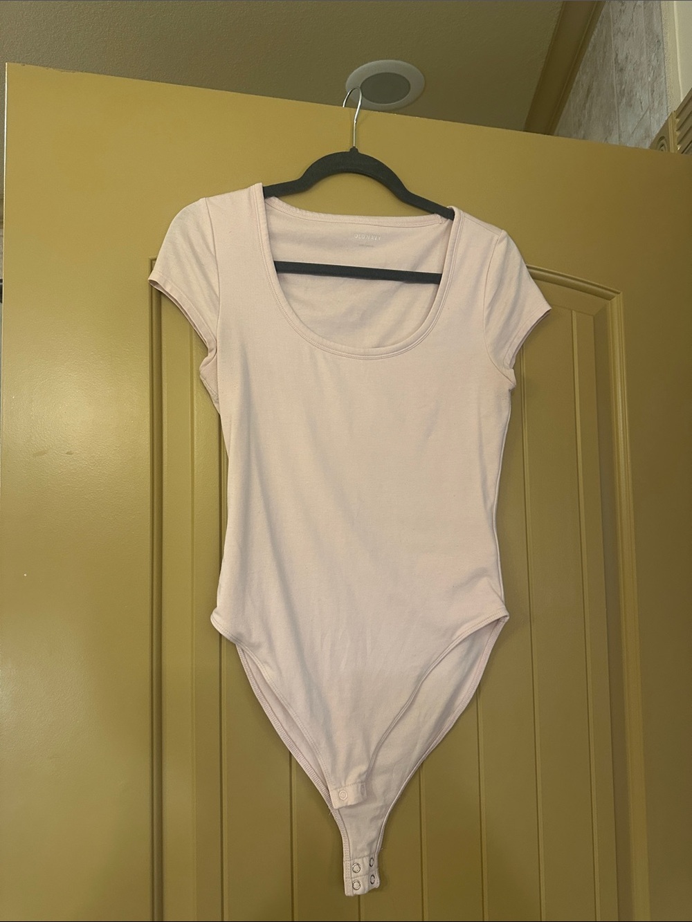 Old Navy Light Pink Short Sleeve Scoop Neck Bodysuit